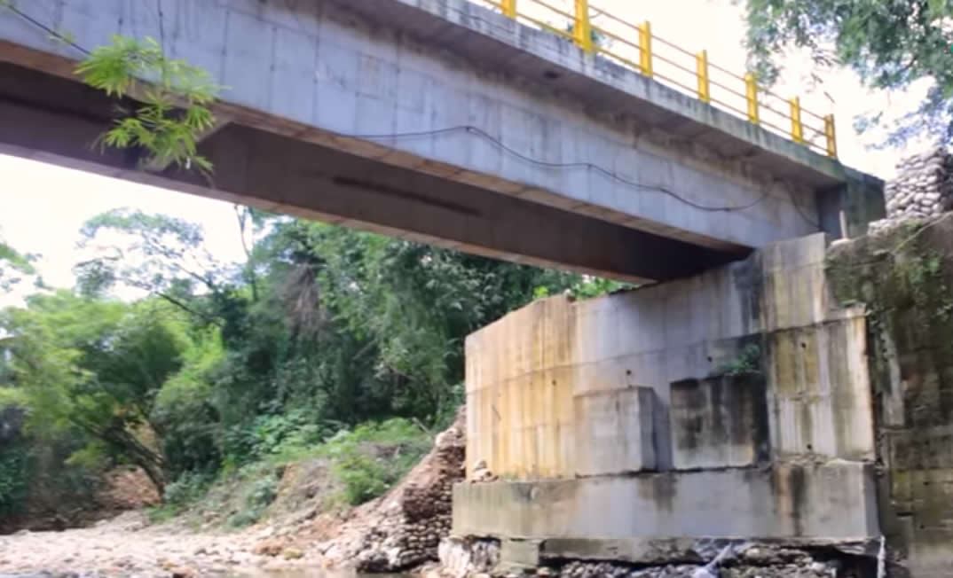 Puente del barrio San Cristóbal no representa ningún riesgo: Ingenieros