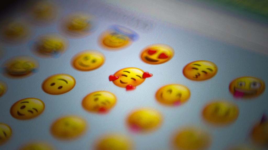 Redes Sociales: Conozca 10 datos curiosos sobre los emojis